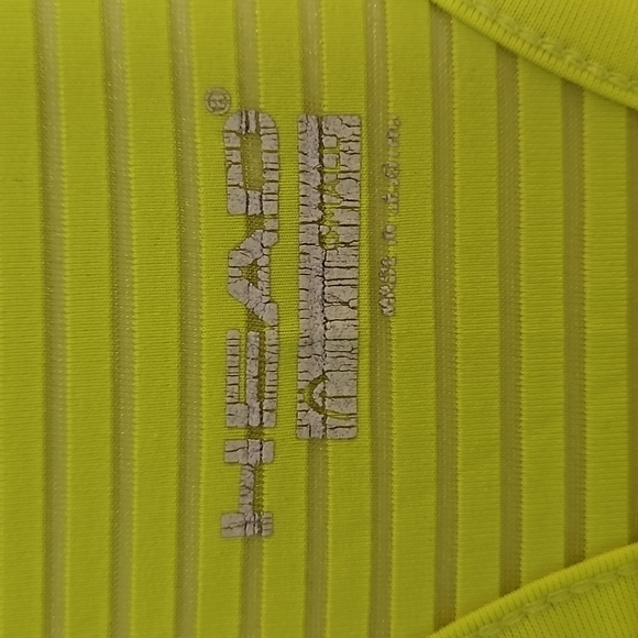 Small‎ HEAD Tank - Picture 2 of 4